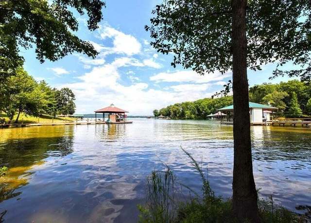 Property at 438 Lake Harbor Dr, Spring City, TN 37381
