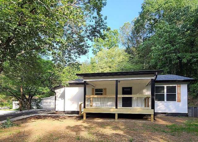 Property at 181 Old Harrison Circle Sw Cir SW, Cleveland, TN 37311, 3 beds, 2 baths