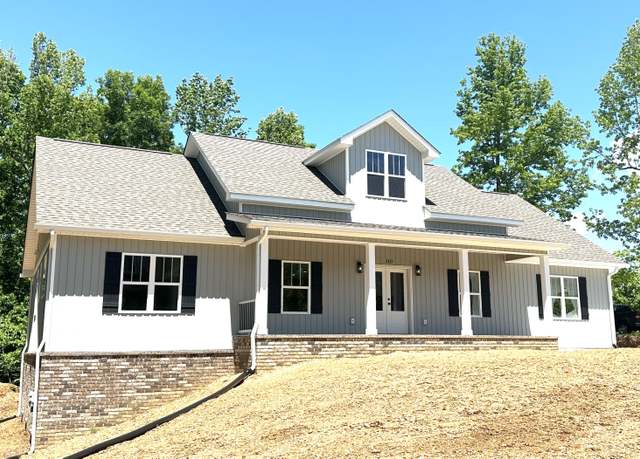 Property at 110 Dakota Dr NE, Cleveland, TN 37323, 4 beds, 2.5 baths