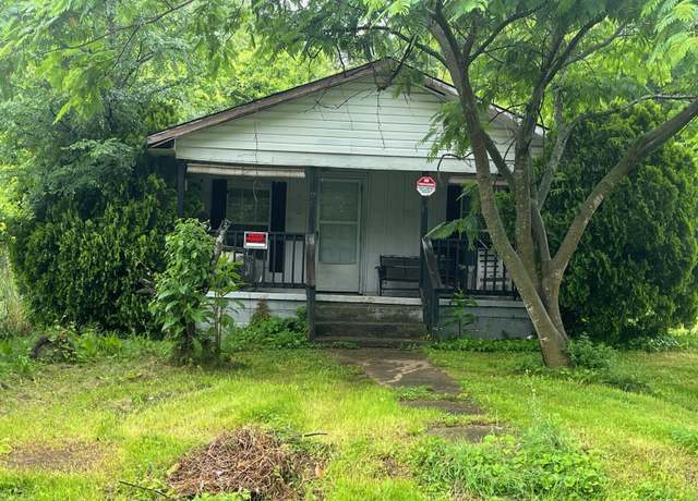 Property at 369 Illinois Ave, Dayton, TN 37321, 3 beds, 1.5 baths