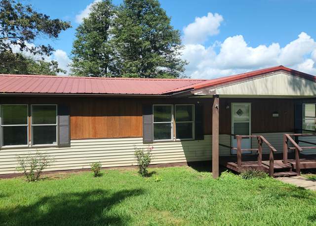 Property at 5546 Spring Place Rd SE, Cleveland, TN 37323, 3 beds, 2 baths