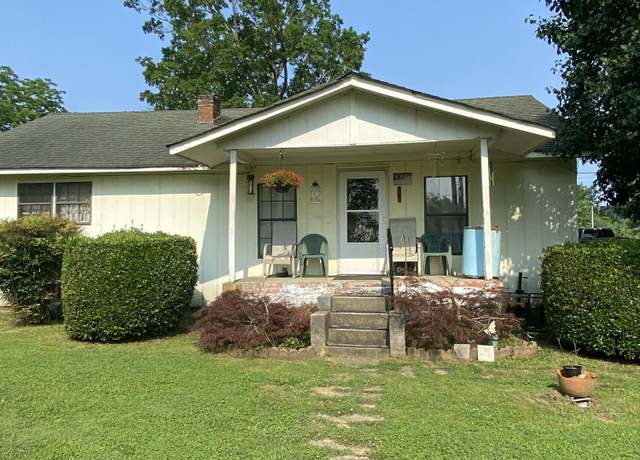 Property at 1554 Red Hill Valley Rd SE, Cleveland, TN 37323, 3 beds, 2 baths