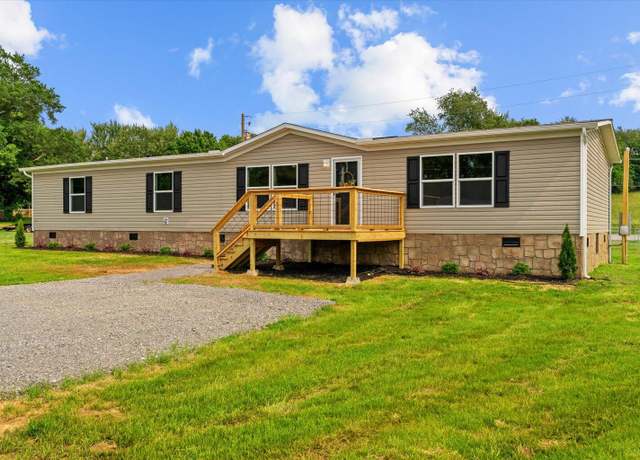 Property at 210 Sunset Dr, Sweetwater, TN 37874, 4 beds, 2 baths