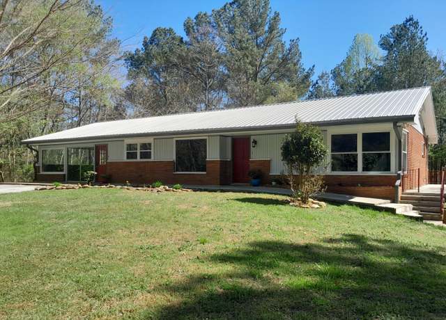 Property at 364 Cherokee Trl, Copperhill, TN 37317, 4 beds, 2.5 baths