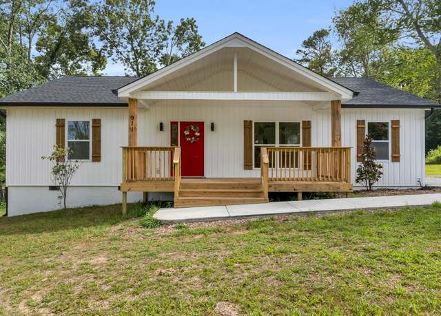 Property at 911 Ellis Dr SE, Cleveland, TN 37323, 3 beds, 2 baths