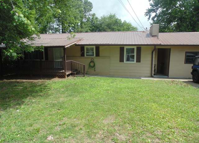 Property at 911 28th St SE, Cleveland, TN 37323, 3 beds, 1.5 baths