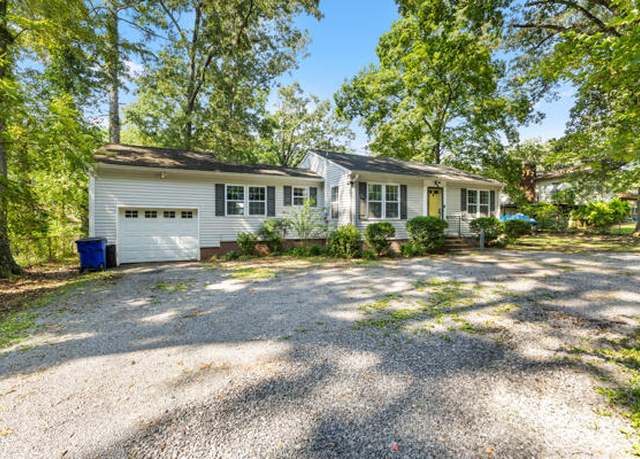 Property at 1980 Woodlawn St, Cleveland, TN 37323, 3 beds, 1 bath