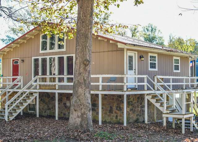 Property at 374 Marina Hills Circle Cir NW, Charleston, TN 37310, 3 beds, 2 baths