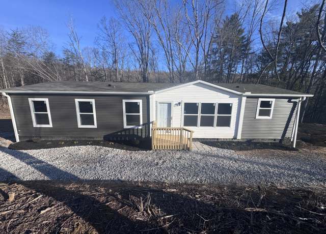 Property at 399 Black Oak Rd, Harriman, TN 37748, 3 beds, 2 baths