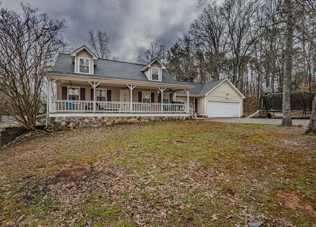 Property at 275 Forest Hills Dr, Charleston, TN 37310, 6 beds, 3 baths