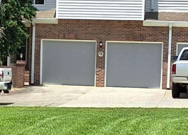 Property at 170 Courtyard Ln NE, Cleveland, TN 37312, 3 beds, 2.5 baths