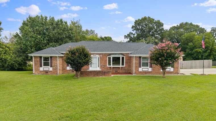 Photo of 2628 Maromede Ln Chattanooga, TN 37421