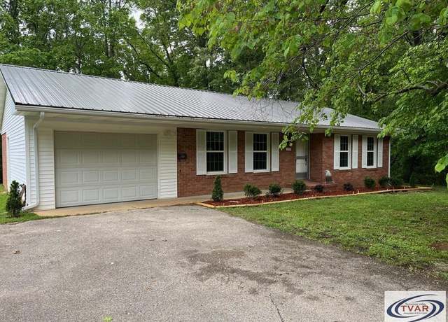 Property at 130 Currier St, Paris, TN 38242, 3 beds, 1.5 baths