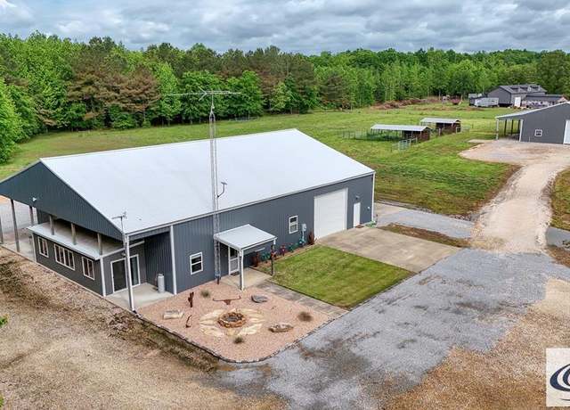 Property at 483 Katelyn Dr, Holladay, TN 38341, 1 bed, 1.5 baths