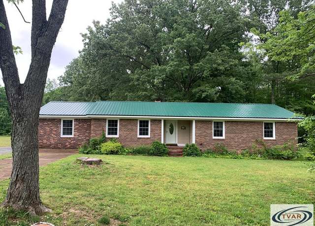 Property at 110 Benco Ln, Camden, TN 38320, 3 beds, 2 baths