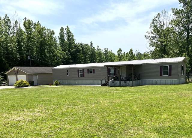 Property at 2920 Reynoldsburg Rd, Paris, TN 38242, 4 beds, 2 baths