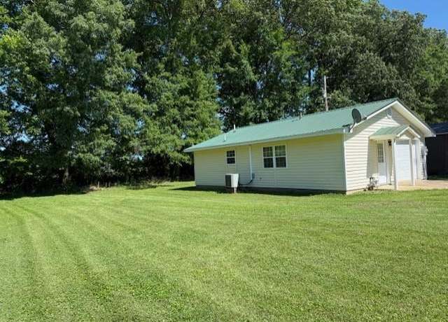 Property at 225 Clifty Village Ln, Paris, TN 38242, 1 bed, 1 bath