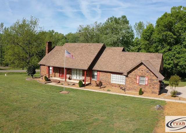 Property at 25 Paul Dr, Paris, TN 38242, 3 beds, 3.5 baths