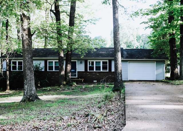 Property at 130 Laurel Ln, Paris, TN 38242, 4 beds, 2 baths
