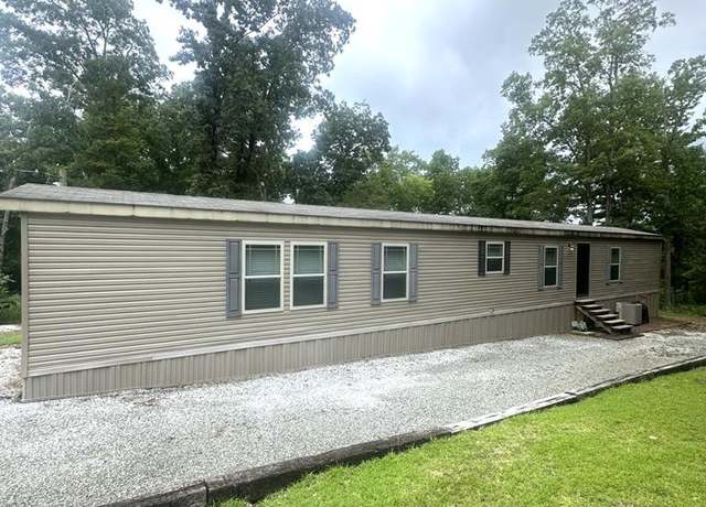 Property at 68 Hackberry Ln, Buchanan, TN 38222, 3 beds, 2 baths