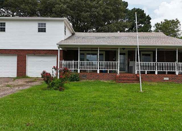 Property at 366 Elm St, Dyer, TN 38330, 4 beds, 3 baths