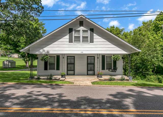 Property at 218 Oliver St, Paris, TN 38242, 2 beds, 2 baths