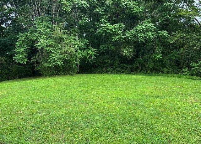 Property at 116 Magnolia Ave, Camden, TN 38320