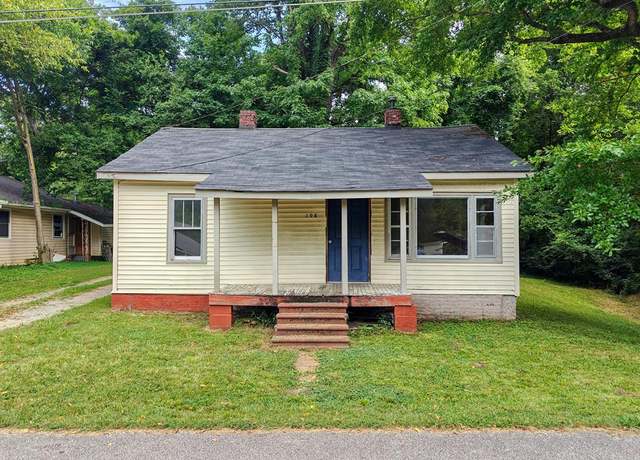 Property at 108 Florence St, Camden, TN 38320, 2 beds, 1 bath