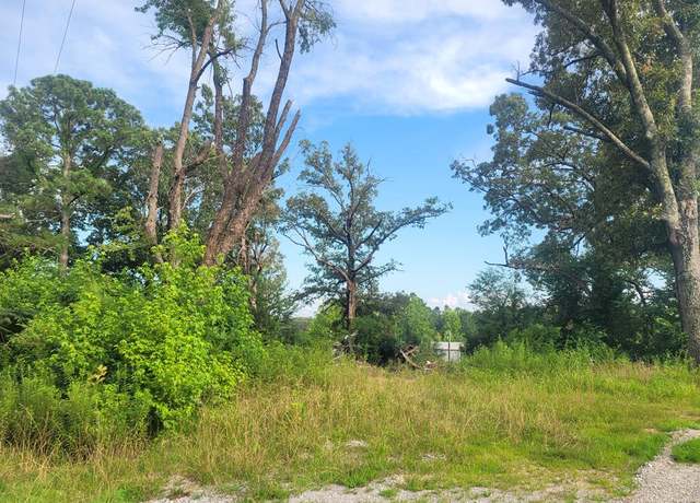 Property at 246 Whispering Pines Rd, Paris, TN 38242