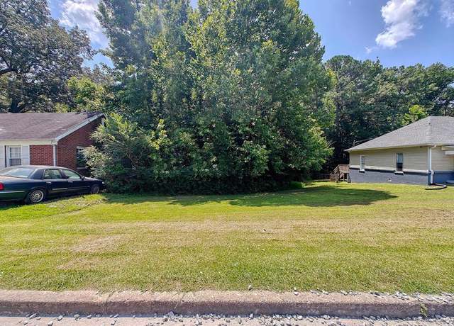 Property at 1117 Chickasaw Rd, Paris, TN 38242