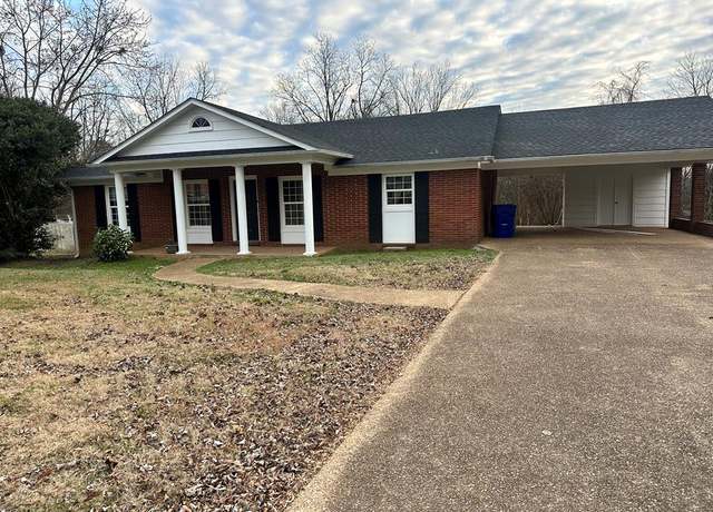 Property at 318 Forrest Ave, Mckenzie, TN 38201, 3 beds, 2 baths
