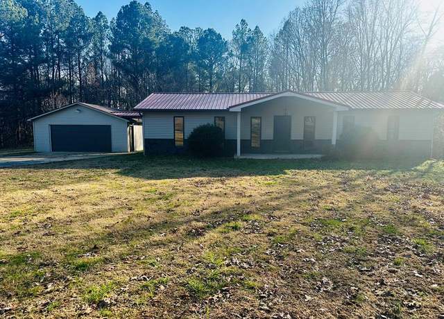 Property at 2447 Old Mckenzie Hwy, Henry, TN 38231, 4 beds, 2 baths