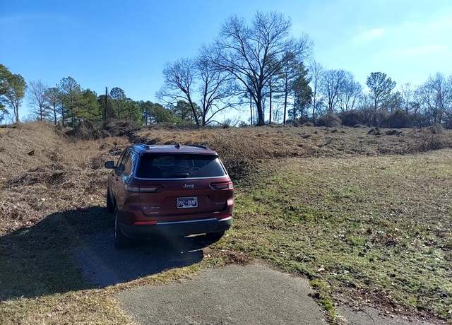 Property at 0 Holcomb St, Hollow Rock, TN 38342