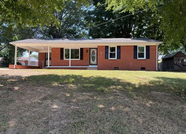 Property at 9605 Cherrywood Ave, Mckenzie, TN 38201, 3 beds, 2 baths