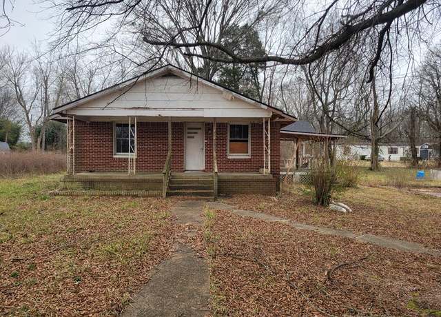 Property at 499 Camp Tyson, Paris, TN 38242, 3 beds, 2 baths