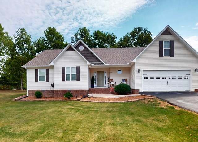 Property at 527 Sunrise Dr, Paris, TN 38242, 3 beds, 2 baths