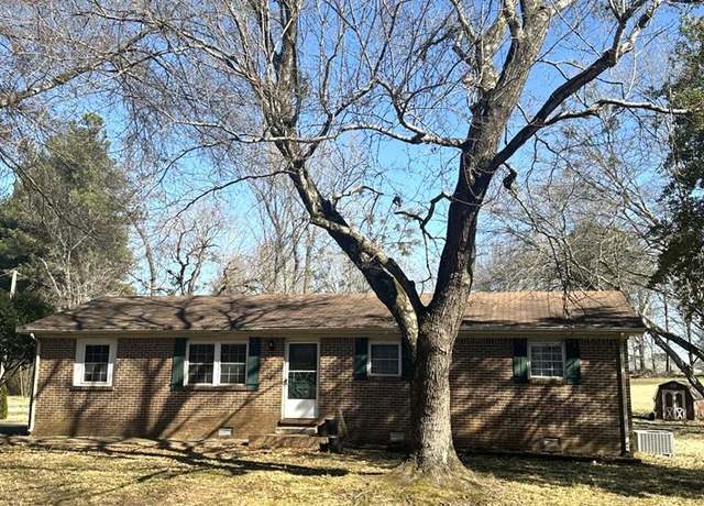 Property at 152 Brooks, Paris, TN 38242, 3 beds, 1 bath