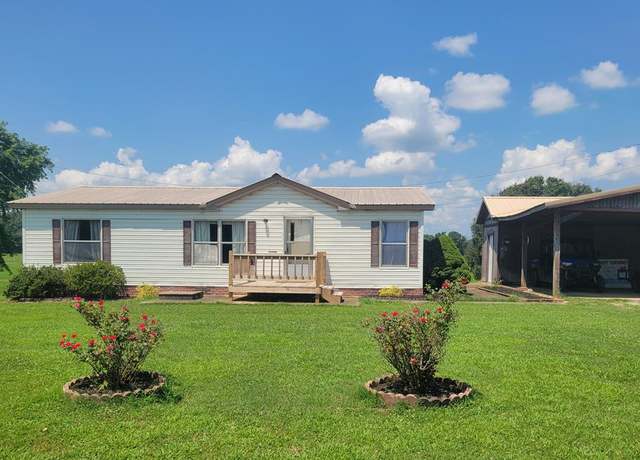 Property at 2009 Oakshire Rd, Union City, TN 38261, 3 beds, 2 baths