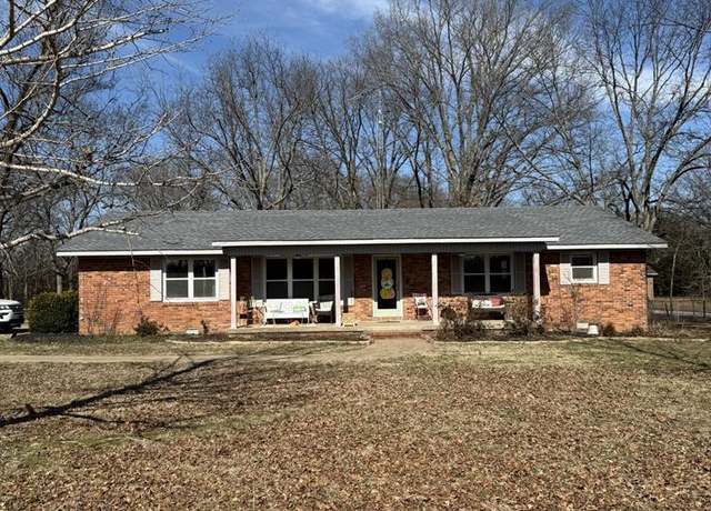 Property at 2260 Highway 69 North, Paris, TN 38242, 3 beds, 2 baths