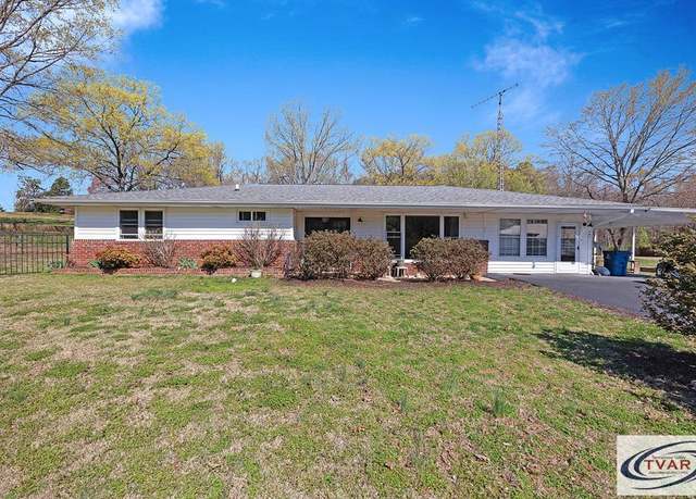 Property at 361 Patrick Dr, Springville, TN 38256, 3 beds, 1.5 baths
