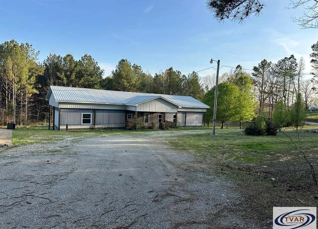 Property at 53 Kirk Trl, Holladay, TN 38341, 3 beds, 2 baths