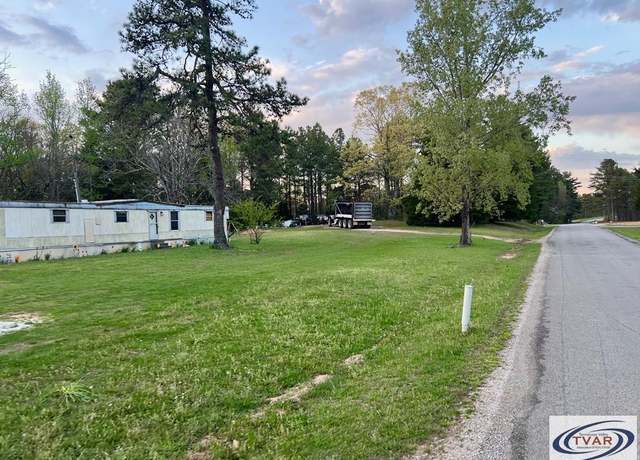 Property at 1830 Reedy Creek Rd, Huntingdon, TN 38344