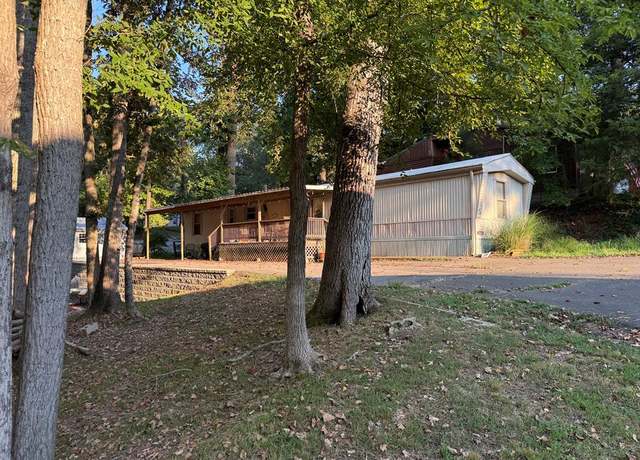 Property at 55 Loving Dr, Springville, TN 38256, 3 beds, 2 baths