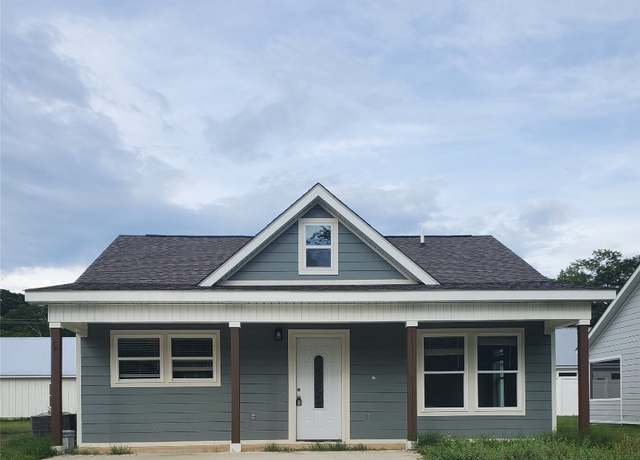 Property at 466 Merrick St N, Ozark, AL 36360, 2 beds, 1 bath