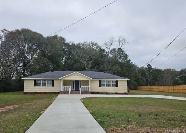 Property at 219 East Dr, Enterprise, AL 36330, 5 beds, 3 baths