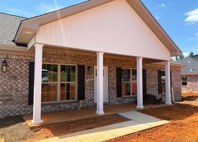 Property at 210 Brookestone Dr, Enterprise, AL 36330, 4 beds, 2 baths