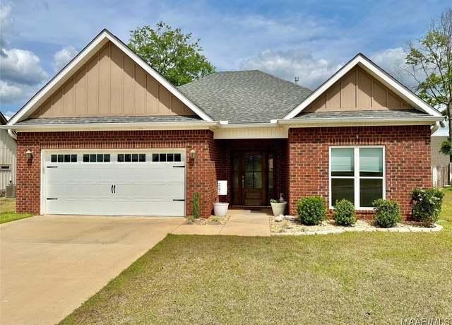 Property at 102 Central Park Cir, Enterprise, AL 36330, 3 beds, 2 baths