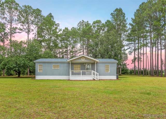 Property at 4032 Goose Hollow Rd, Geneva, AL 36340, 3 beds, 2 baths