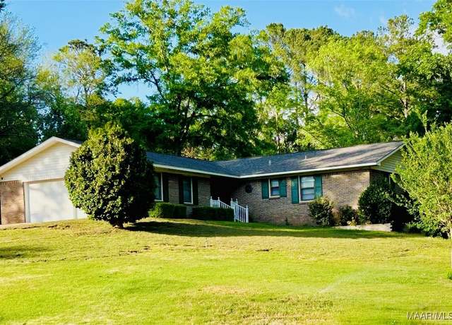 Property at 301 E Sand Creek St, Enterprise, AL 36330, 3 beds, 2 baths