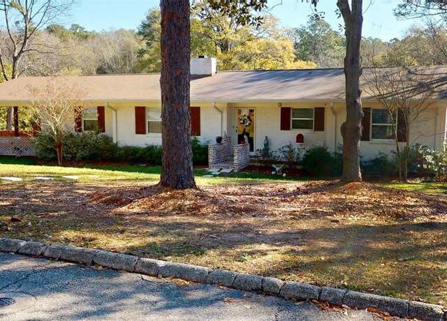Property at 1100 Lenora Ln, Andalusia, AL 36421, 3 beds, 2.5 baths